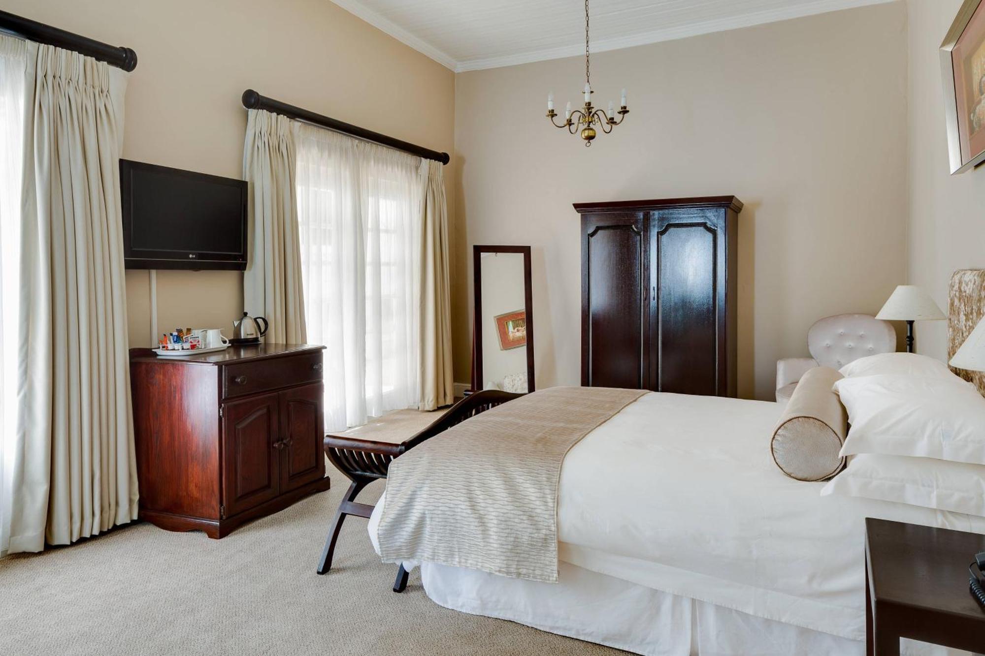 Protea Hotel By Marriott Dorpshuis & Spa Stellenbosch Dış mekan fotoğraf